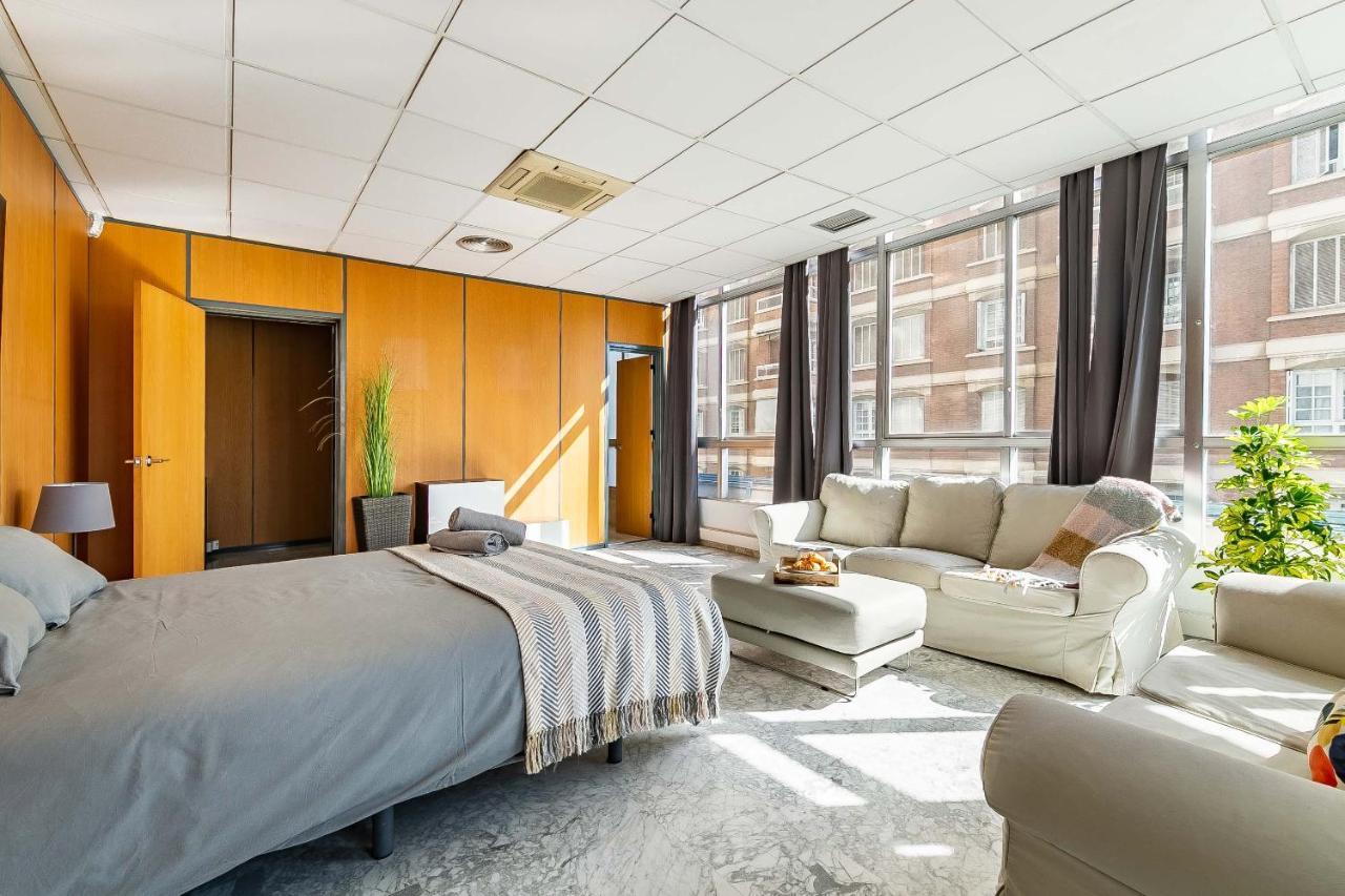 Апартаменти Grand Soho Ofihouse Малага Екстер'єр фото