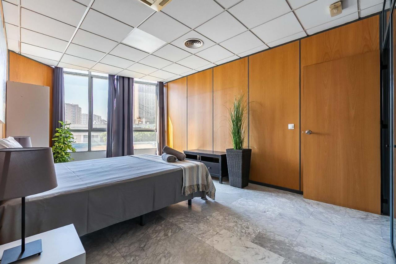 Апартаменти Grand Soho Ofihouse Малага Екстер'єр фото